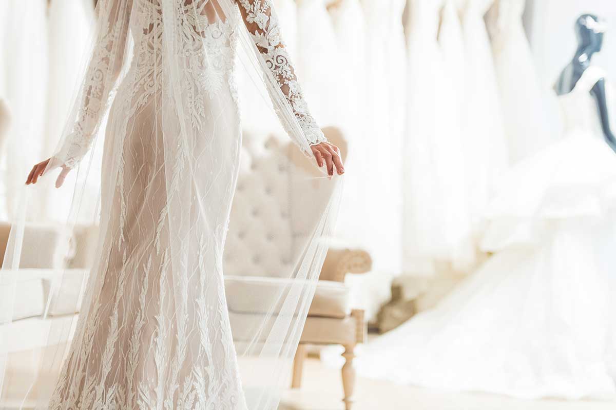 Come scegliere l’abito da sposa: i consigli per capire quale sia quello perfetto per voi