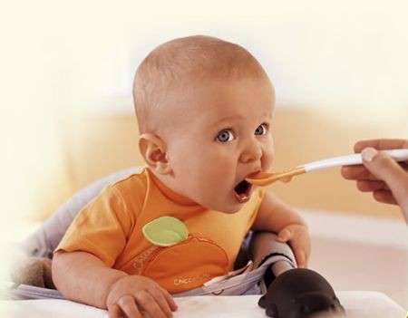 Svezzamento: gli alimenti per l’infanzia