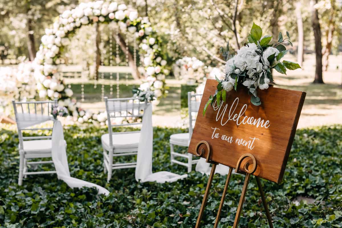composizioni floreali da esterno per matrimonio