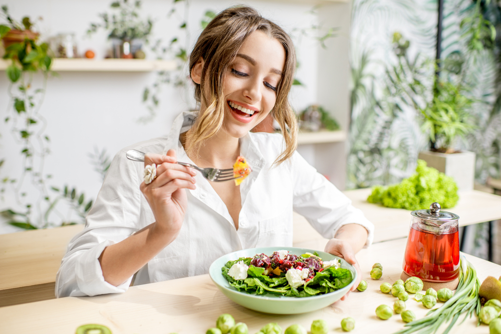 Combattere la cellulite con la dieta dell’insalata