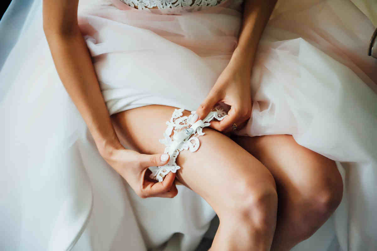 Giarrettiere: cosa significano per la sposa?