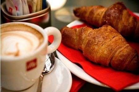 Fare colazione abbassa il colesterolo (cattivo)