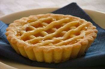 Crostatine con marmellata di pesche