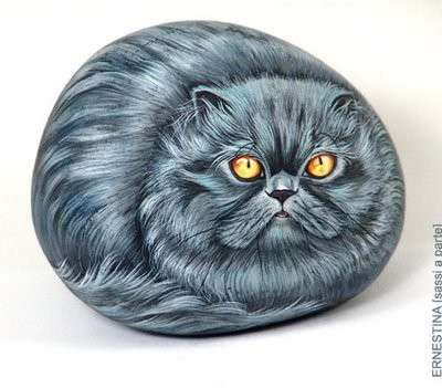 Dipingere i sassi: il gatto