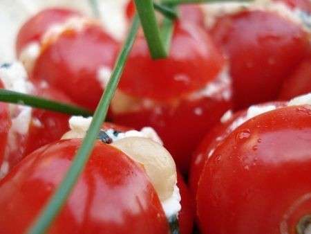 Ricette estive, pomodori ripieni con tonno