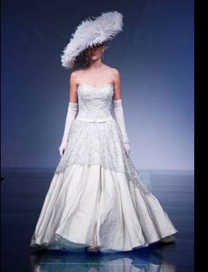 Abiti da sposa 2010: collezione Ian Stuart Bride