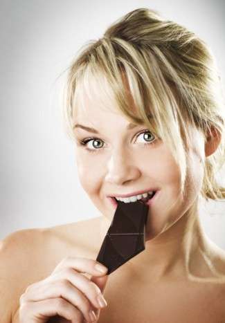 mangiare cioccolato