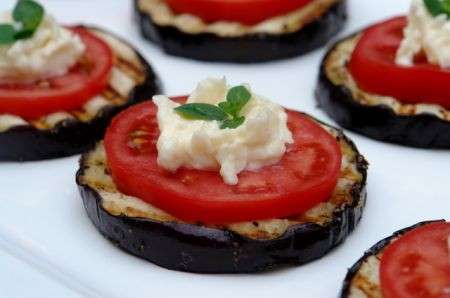 Ricette antipasti: pizzette di melanzane