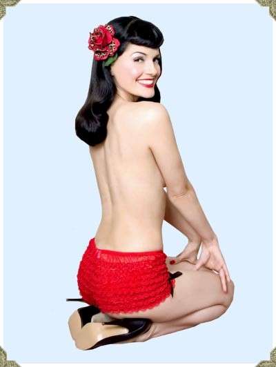 Bellezza, linea cosmetica per Pin UP moderne