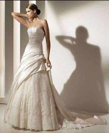 Abiti da sposa 2010: collezione Pronovias