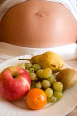 Come tenere il peso sotto controllo durante la gravidanza