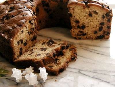 Ciambella con gocce di cioccolato