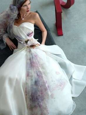 Abiti da sposa 2010: collezione Vinnì