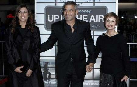 George Clooney presenta Elisabetta a sua mamma