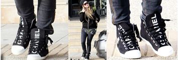 Chanel: scarpe modello Converse All Star