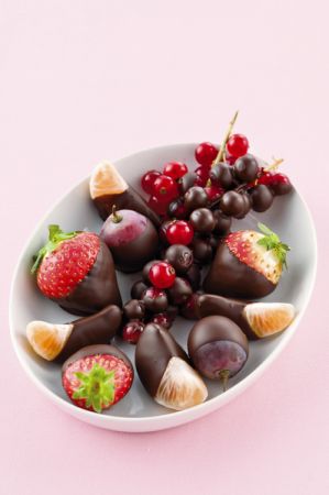 Frutta al cioccolato fondente