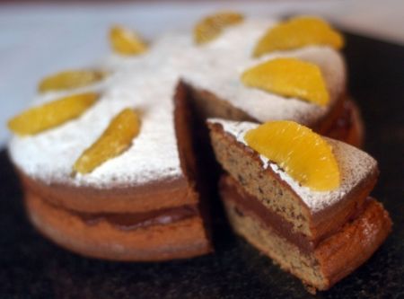 Torta al cioccolato con lamponi