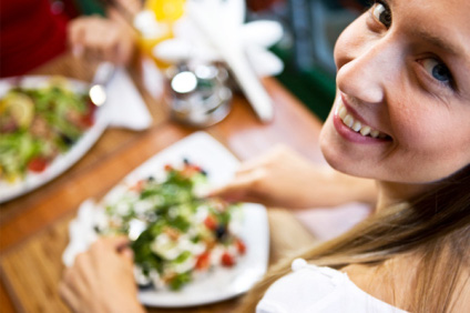 Obesità: lo strumento per diminuire la velocità dei pasti