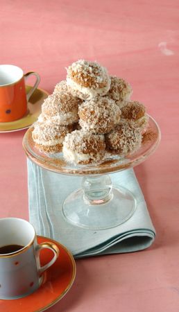 Ricette dolci: baci di dama con cocco e amaretti