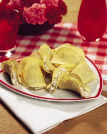 Ricette festa della donna: chips con robiola