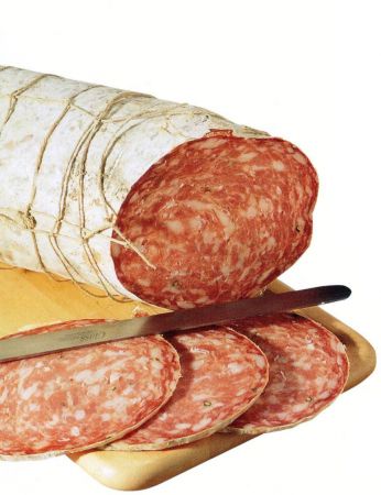 Troppa carne ed insaccati per il 60 % degli italiani