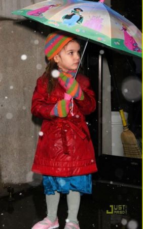 Neve a New York: Lady GaGa leggerissima e Suri Cruise vestita da bambina