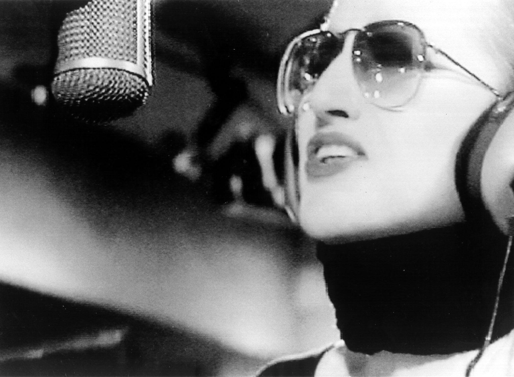MINA IN STUDIO