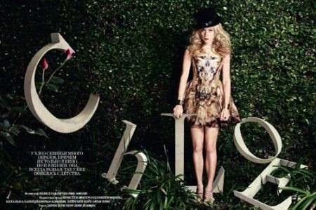 Chloë Sevigny come Alice per Harper’s Bazaar Russia