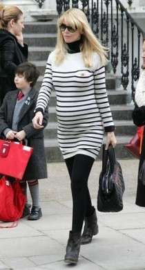 Claudia Schiffer: look premaman super chic