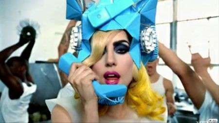 Lady Gaga, gli abiti del video di Telephone