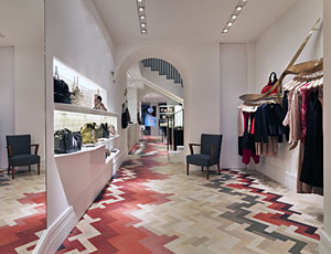 Stella McCartney, apre il primo monomarca a Milano
