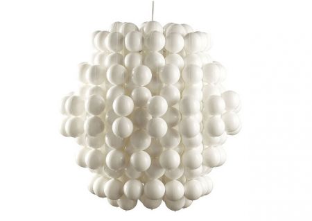 Arredamento moderno: lampadario con palline