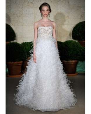 Abiti da sposa 2011: Oscar de la Renta