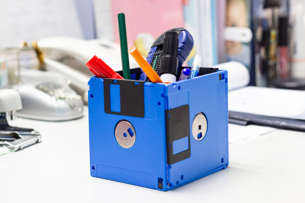Costruire segnalibri e block notes con vecchi floppy disk