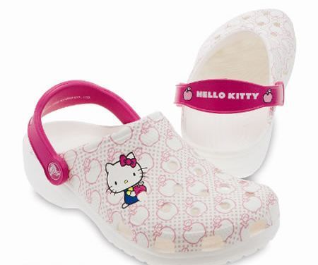 Scarpe Crocs di Hello Kitty estate 2010