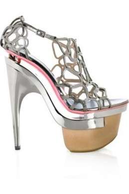 Scarpe Versace, sandali in maglia metallica
