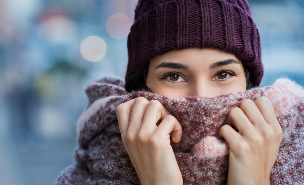 Creare a maglia una fantasiosa sciarpa alla moda