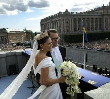 Matrimonio Victoria di Svezia: vestito da sposa e abiti delle invitate
