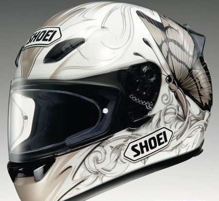 Shoei: le farfalle volano sui caschi