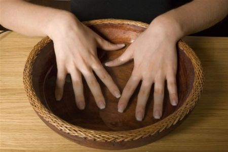 Unghie che si sfaldano: rimedi naturali
