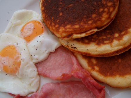 Colazione: proteine indispensabili per gli adolescenti