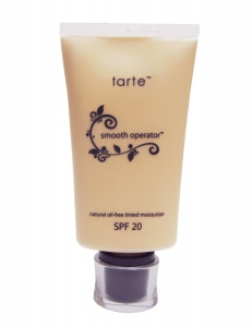 Make up: la Smooth Operatore Tinted Moisturizer di Tarte