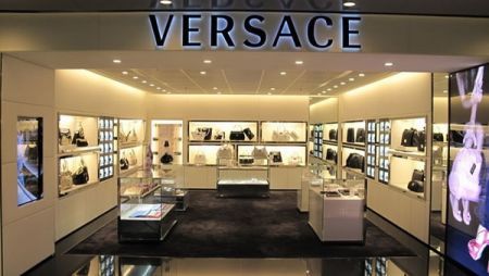 Versace, nuova boutique a Ginevra