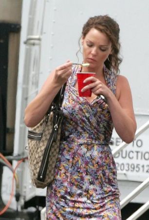 Katherine Heigl con una borsa Gucci