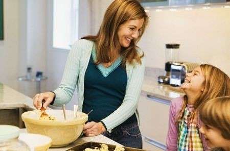 Bambini più magri con i pasti in famiglia