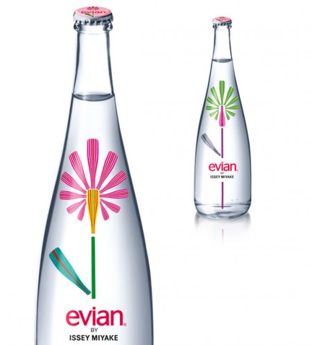 Evian disegnata da Issey Miyake