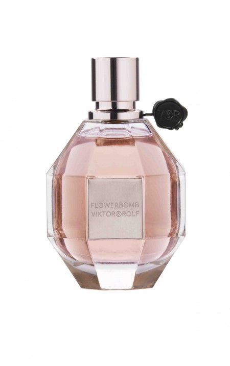 Profumo: FlowerBomb e il suo originale braccialetto