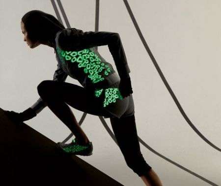 Stella McCartney si illumina per Adidas