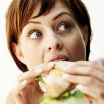 Disturbi alimentari, combattere lo stress con la dieta