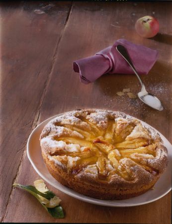 Torta di mele frullate, ricetta facile e golosa